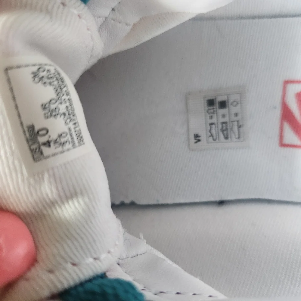 Vans suede sneaker